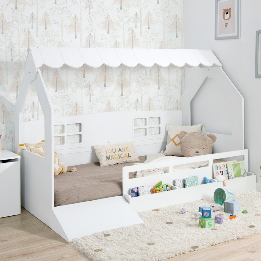 Letto a casetta montessori con contenidore giocattoli e rampa