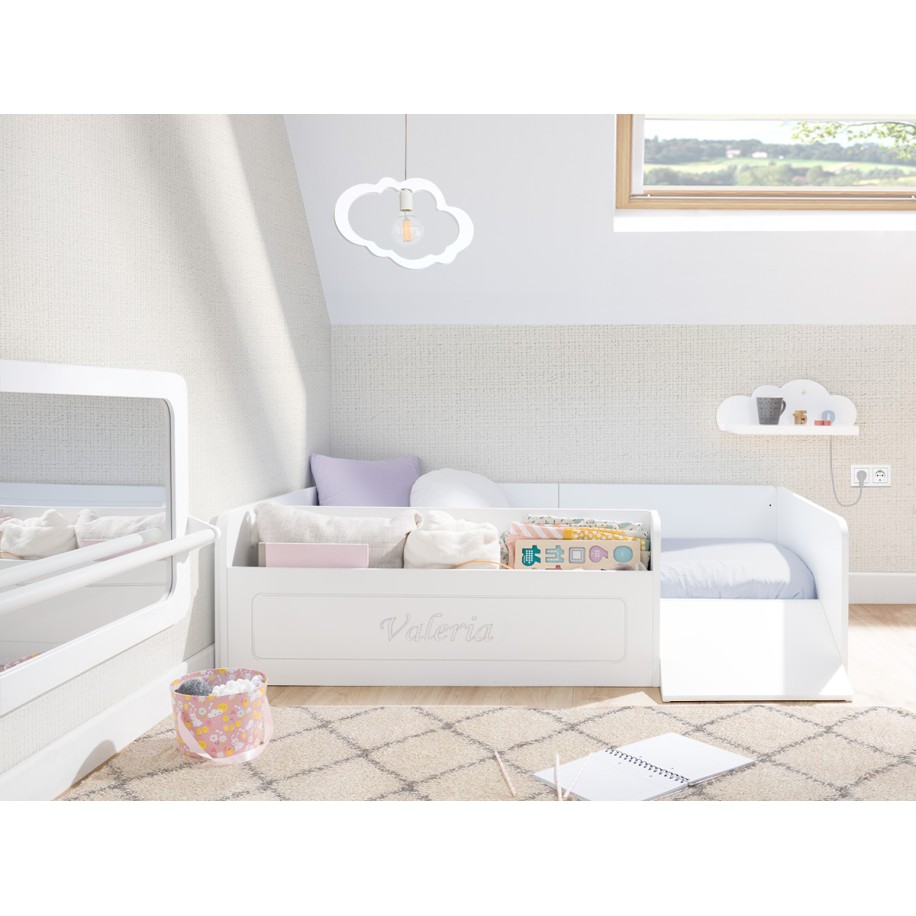 Letto Montessori bianco 90x190 con contenidore giocattoli e rampa.