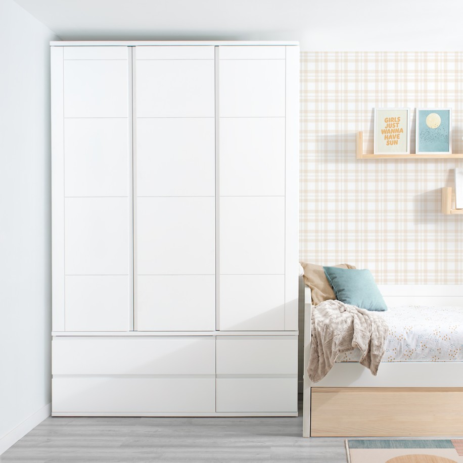 Armadio 3 ante. Lineare