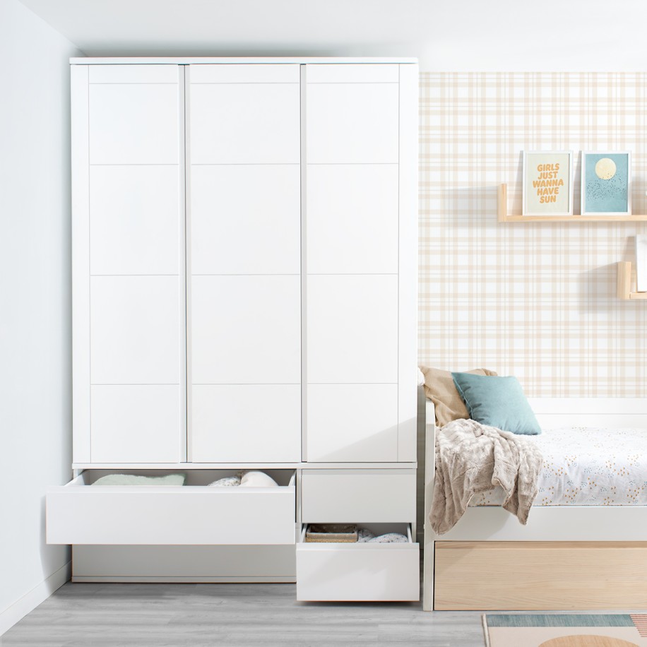 Armadio 3 ante. Lineare