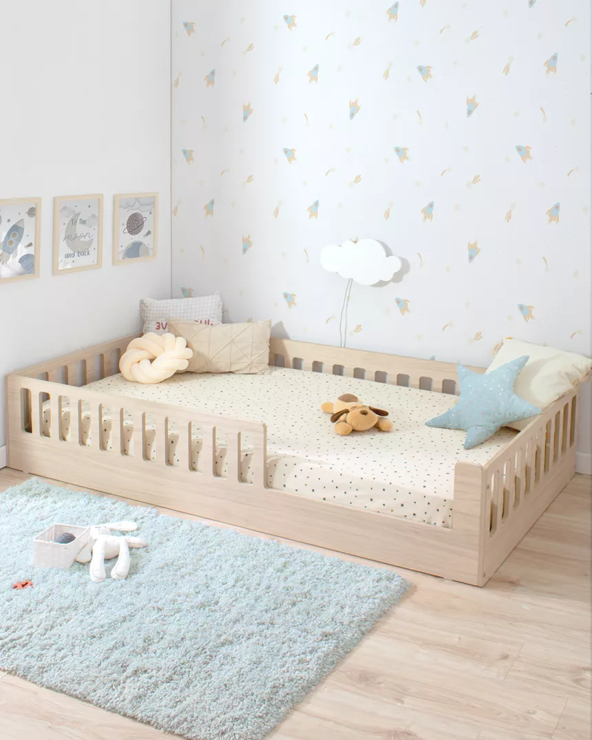 Letto Montessori Creta con barriera di sicurezza – Autonomia e qualità