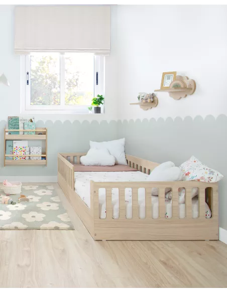 Letto Montessori Creta con barriera di sicurezza – Autonomia e qualità