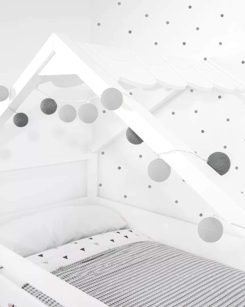 Letto Montessori a casetta bianco - Consegna gratuita