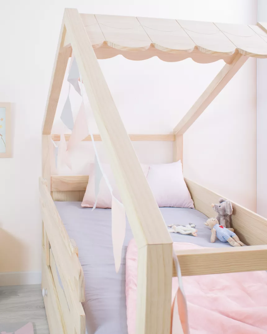 Letto a Casetta estraibile di legno. Tetto - Consegna gratuita