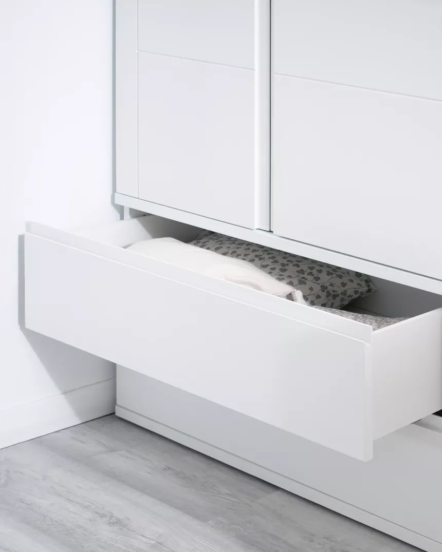 Armadio 2 ante con cassetti per ragazzi Lineare