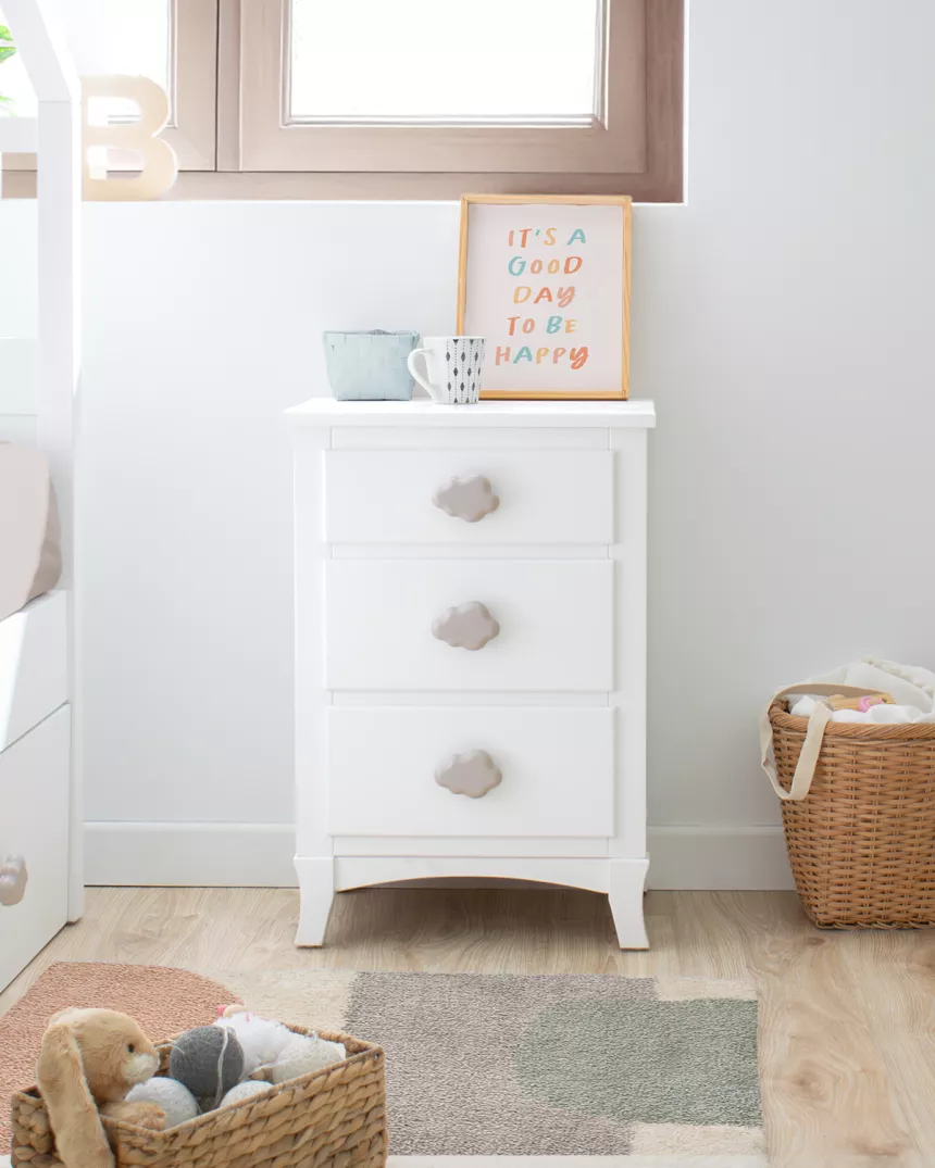 Comodino con cassetti - Consegna gratuita