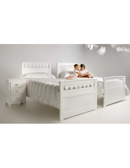 Cameretta per bambini con Letto Cuori