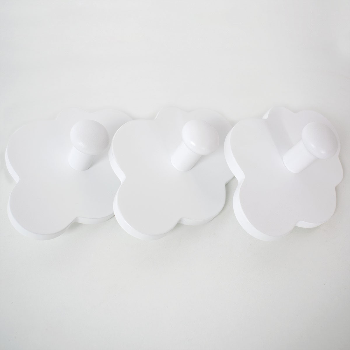 Appendiabiti nuvola per bambini D35x135 cm in legno bianco - Nuvy