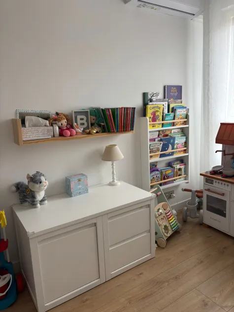 Cassettiera con seduta